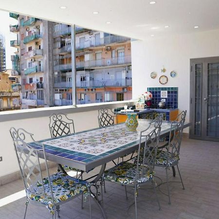 Appartement La Dukesca Chic à Naples Extérieur photo